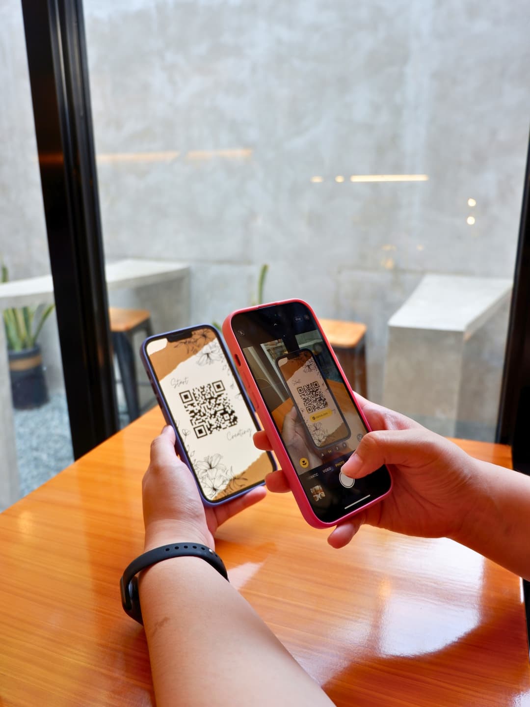 scanning qr code with a mobile phone